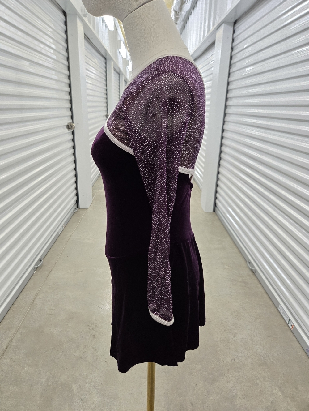 Purple figure skating dress or dance costume - Picture 2 of 9